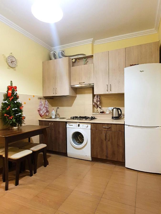 Homey Apartment On Vicheva Str. إلفيف المظهر الخارجي الصورة