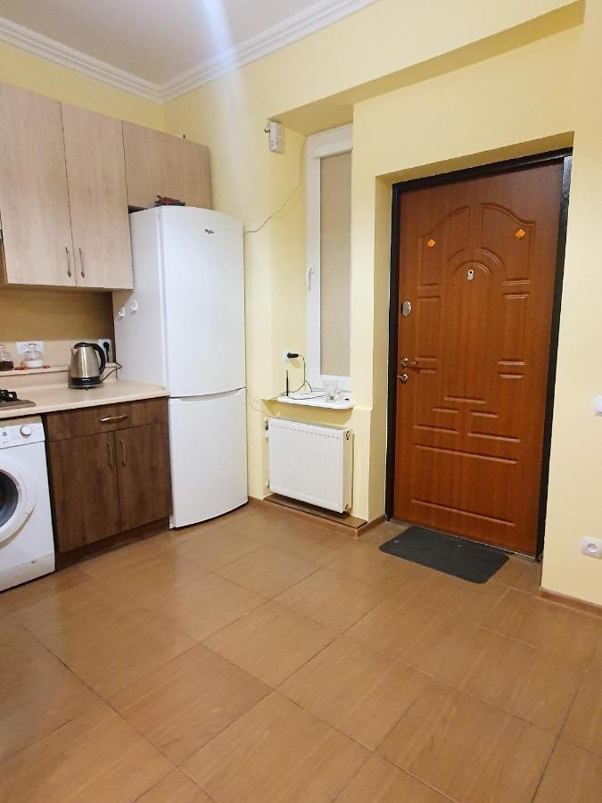 Homey Apartment On Vicheva Str. إلفيف المظهر الخارجي الصورة