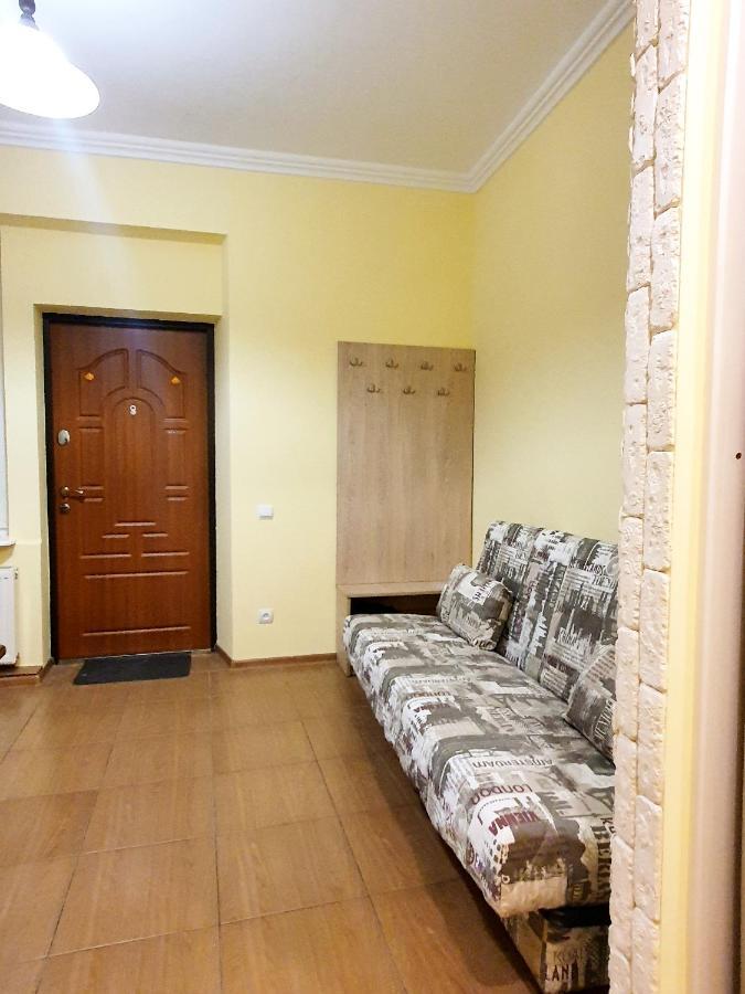 Homey Apartment On Vicheva Str. إلفيف المظهر الخارجي الصورة
